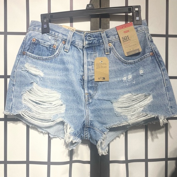 Levi's 501 Distressed Jean Shorts-NWT! - Picture 5 of 9